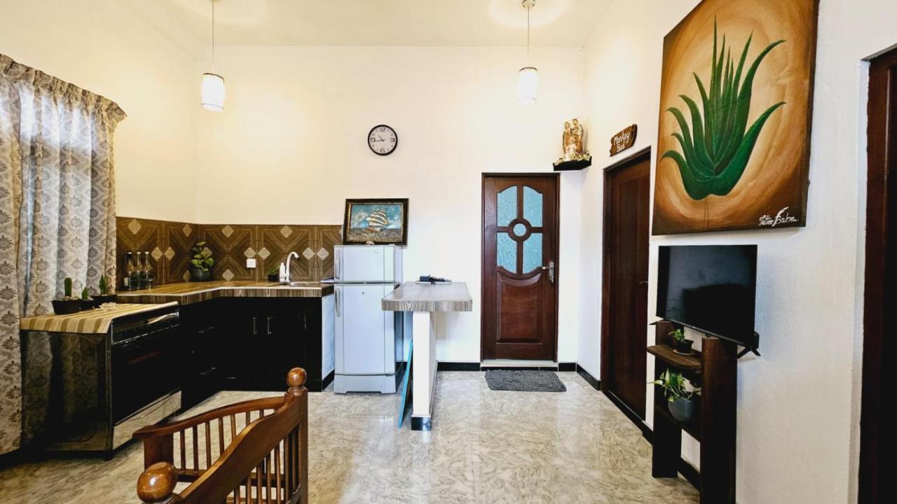 Aloe Vera Villa Negombo Exterior photo